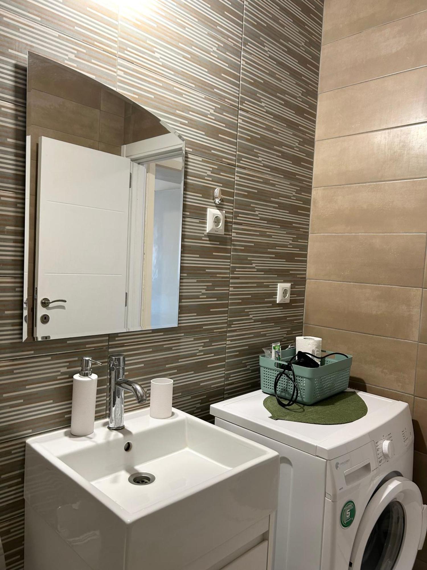 City Place Apartments Kumanovo Luaran gambar